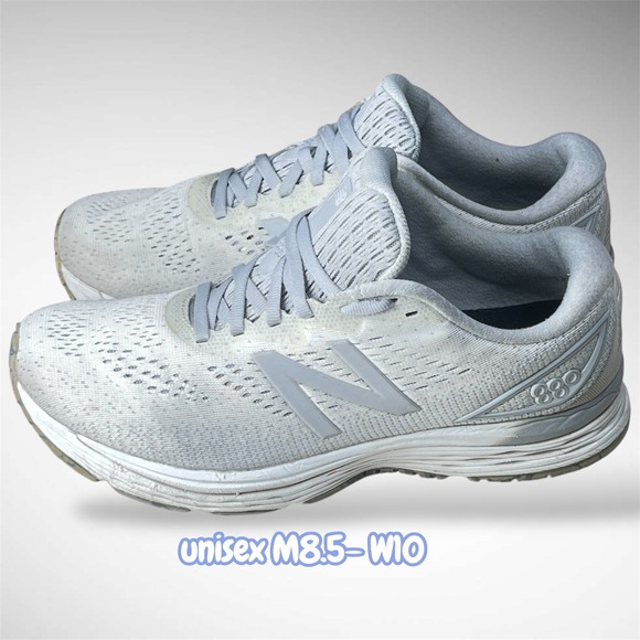 New Balance 880v9 Grey Running Shoes Mens 8.5 Womens 10 W880WG9